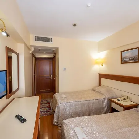Erdal Hotel 3*