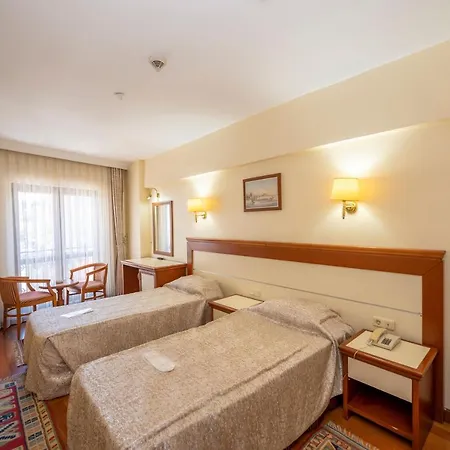 Erdal Otel